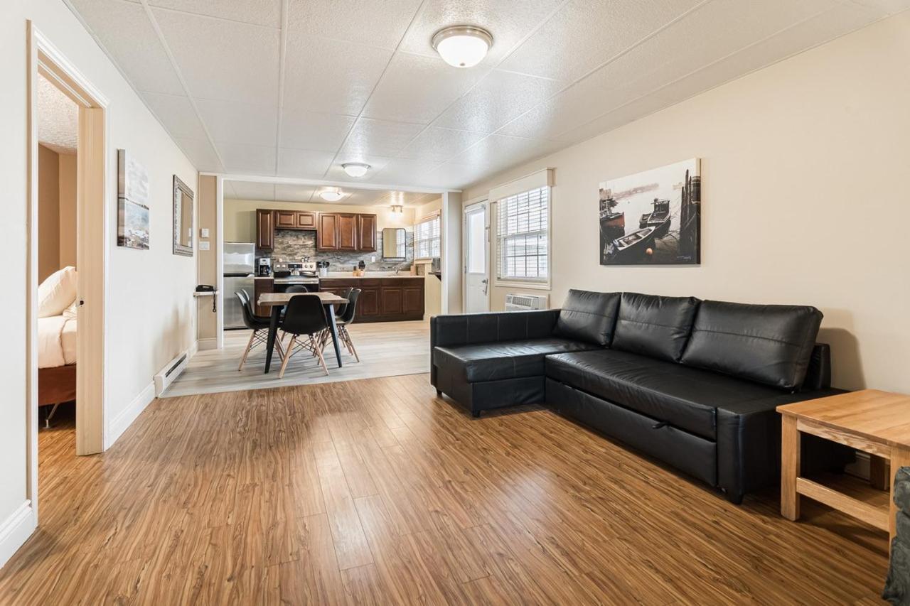 Parlee Beach Motel Shediac Bagian luar foto