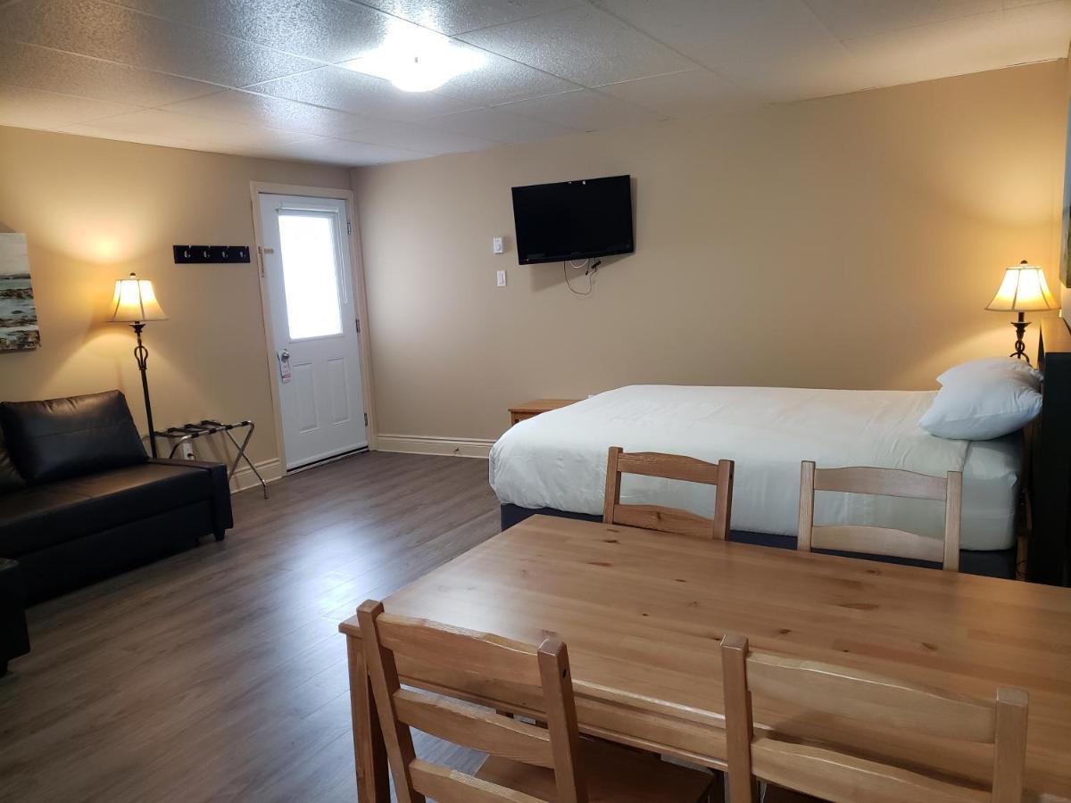 Parlee Beach Motel Shediac Bagian luar foto